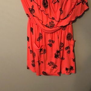 redish/orange strapless shirt